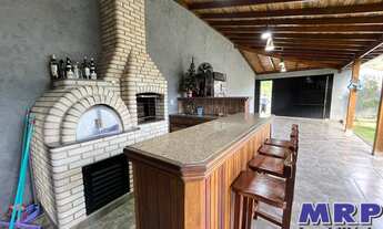 Imagem 4: Casa nova a venda em Ubatuba com 4 dormitórios, em bairro residencial a 3,5 km da Praia de