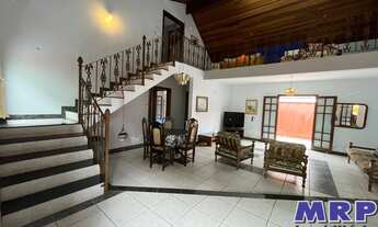 Imagem 4: Casa em Ubatuba com 4 suítes + edícula nos fundos. Condomínio fechado na Praia da Lagoinha