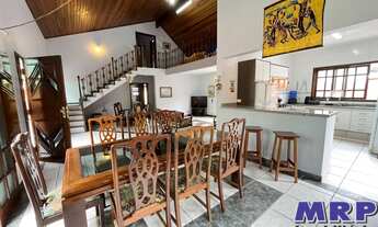 Imagem 6: Casa em Ubatuba com 4 suítes + edícula nos fundos. Condomínio fechado na Praia da Lagoinha