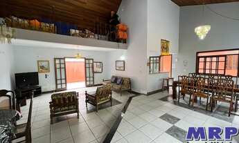 Imagem 5: Casa em Ubatuba com 4 suítes + edícula nos fundos. Condomínio fechado na Praia da Lagoinha