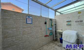 Imagem 2: Apartamento na Praia do Sapê em Ubatuba. 1 dormitório. Com portaria 24 horas e piscina