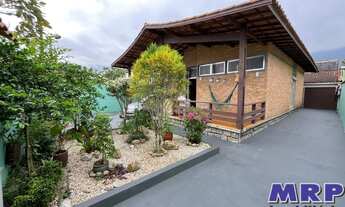 Imagem: Casa em Ubatuba, localizada a 200 metros