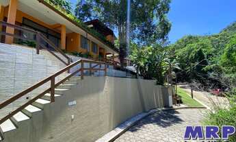Imagem 7: Praia da Lagoinha em Ubatuba. Casa á venda, 6 dormitórios. Com piscina