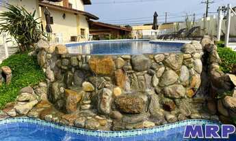 Imagem 5: Pousada comercial, localizada em uma região privilegiada na praia da Lagoinha