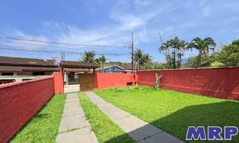 Imagem 2: Casa à venda em Ubatuba. Praia do Sapê. Com edícula. 5 dormitórios