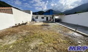 Imagem: Casa nova a venda em Ubatuba com 2 dormitórios
