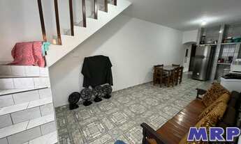 Imagem 3: Sobrado geminado com 2 dormitórios á venda em Ubatuba. Aceita financiamento. Oportunidade