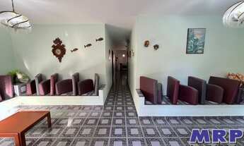 Imagem 7: Casa á venda na Praia da Lagoinha, em Ubatuba. 3 dormitórios. Com edícula