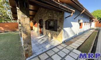 Imagem 6: Casa á venda na Praia da Lagoinha, em Ubatuba. 3 dormitórios. Com edícula