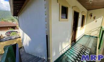 Imagem 2: Apartamento em Ubatuba com 1 dormitório, dentro de condomínio a 450 metros da Praia de Mar