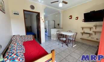 Imagem 3: Apartamento em Ubatuba com 1 dormitório, dentro de condomínio a 450 metros da Praia de Mar