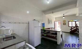 Imagem 2: Casa em Ubatuba. Praia da Maranduba. 2 quartos. Condomínio com piscina