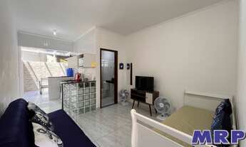 Imagem 3: Apartamento à venda. A 200 metros da Praia do Sapê. Condomínio com piscina