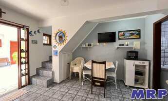 Imagem 4: Sobrado à venda, Praia da Maranduba em Ubatuba. 2 quartos. Condomínio com piscina