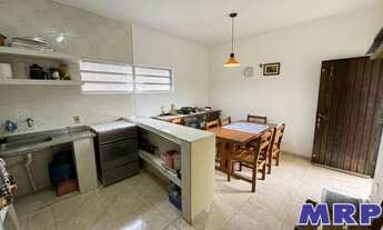 Imagem 3: Casa a venda em Ubatuba com boa localização a poucos metros da Praia do Sape !