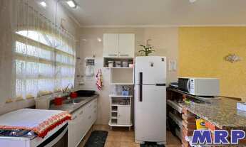 Imagem 5: Apartamento à venda na Maranduba, Ubatuba. 2 quartos. Condomínio com piscina. Aceita finan