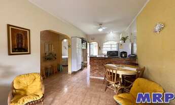 Imagem 3: Apartamento à venda na Maranduba, Ubatuba. 2 quartos. Condomínio com piscina. Aceita finan