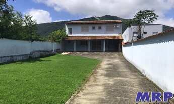 Imagem: Casa na Praia da Maranduba em Ubatuba. 2