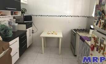 Imagem 6: Casa na Praia da Maranduba em Ubatuba. 2 quartos. Quintal espaçoso