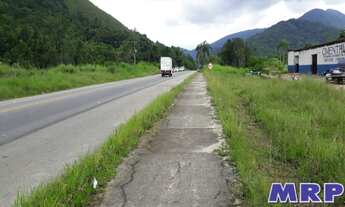 Imagem 4: Lote comercial, de frente para a rodovia na Praia da Maranduba