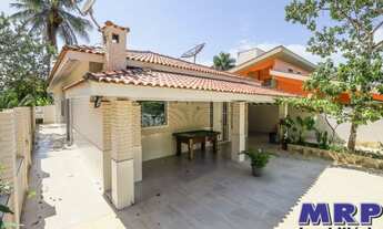 Imagem: Casa em Ubatuba, na praia da lagoinha, com