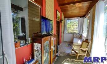 Imagem 4: Casa em Ubatuba, localizada no bairro do Sertão da quina, com 2 dormitórios