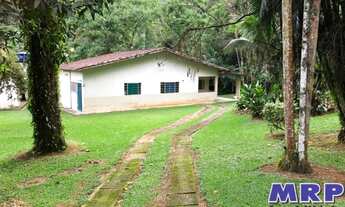Imagem 2: Chácara a venda em Ubatuba, aproximadamente 4 km de distância da praia