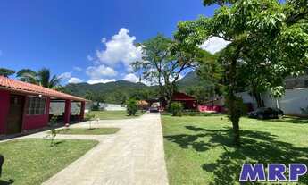 Imagem 2: Chácara à venda em Ubatuba, com piscina, bairro Sertão da Quina, com escritura!