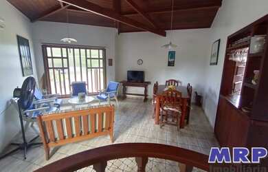 Imagem 7: Ponto comercial á venda em Ubatuba na praia da Maranduba, fácil acesso à praia