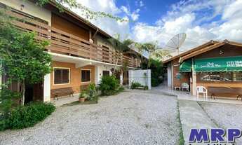 Imagem 2: Chalés à venda em Ubatuba com 16 apartamentos a 70 metros da praia da Maranduba