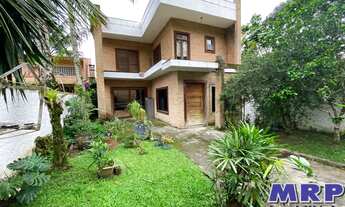 Imagem: Casa com 3 suítes à venda em Ubatuba