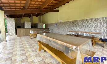 Imagem 5: Apartamento à venda na Praia da Tabatinga em Ubatuba, com 1 dormitório. Com piscina