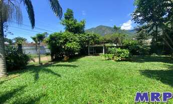 Imagem 2: Casa a venda em Ubatuba no bairro da Lagoinha a 800 metros da praia e 450 metros da Rodovi