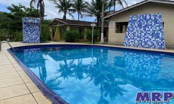 Imagem 2: Apartamento à venda na Praia da Tabatinga em Ubatuba, com 1 dormitório. Com piscina