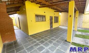 Imagem 4: Casa a venda em Ubatuba a 850 metros da praia do sapê, com 4 dormitórios e quintal !