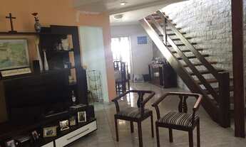 Imagem 2: Casa à Venda no Recreio dos Bandeirantes com 205m² de Área Construída em Terreno 200m² de