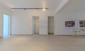 Imagem 4: Excelente Apartamento Reformado Copacabana 135m² com 3 Quartos sendo1 Suíte 2 Banheiros 1