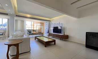 Imagem 3: Excelente Apartamento à Venda Copacabana Andar Alto com Vista Lateral Decorado e Reformado