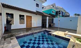 Imagem 2: Excelente Casa Triplex à Venda em Vargem Pequena com 220m² e Terreno 180m² com 3 Quartos