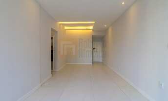 Imagem 6: Apartamento à Venda em Ipanema Totalmente Reformado de 112m² com 3 Quartos com Armários Se