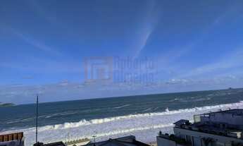 Imagem 2: Cobertura Duplex à Venda no Leblon Posto 11 Vista Lateral Mar de 250m² 5 Quartos sendo 3 S