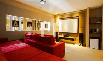 Imagem 7: APARTAMENTO A VENDA NO EDIFICO PORTINAX SEM MOVEIS ANDAR ALTO COM VISTA MAR EM REGIÃO CENT