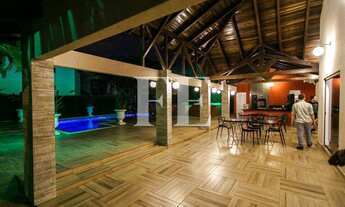 Imagem 4: CASA EM BALNEÁRIO CAMBORIÚ COM 6 QUARTOS MOBILIADA E DECORADA