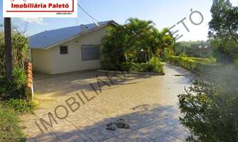 Imagem 5: Sítio frente ao asfalto a venda na cidade de Porangaba interior de SP, próximo a Rod Caste