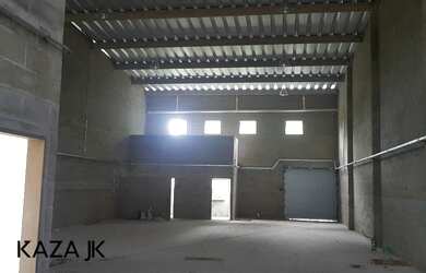 Imagem 3: Galpão Comercial para Locação em Itupeva-SP, Bairro Terra Brasilis: 1 Sala, 2 Banheiros, 4