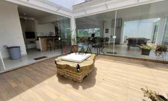 Imagem 2: Casa à venda em Itupeva/SP, Condomínio Resedas com 5 suítes, piscina, área verde, 4 vag