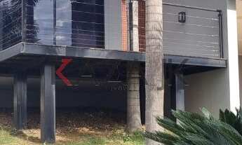 Imagem: Casa térrea com excelente acabamento no