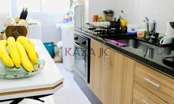 Imagem 6: Apto de 67 m² com 2 dts, 1 suíte com vista para o bairro. Repleto de armários. Sala com do