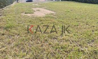 Imagem 3: Comprar/vendo: Terreno a venda com 1.003 m², levemente aclive, no condomínio de alto padrã