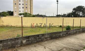 Imagem 3: Terreno comercial plano de esquina para venda no bairro Santa Giovana